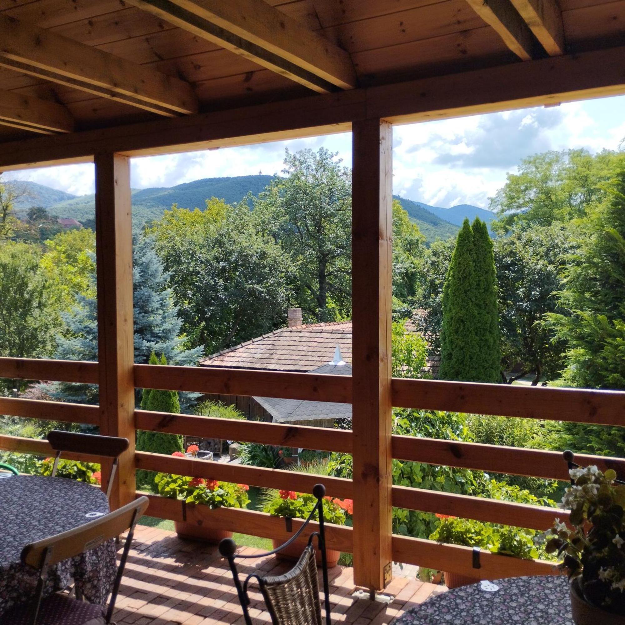 Bóbita Apartmanház Szilvásvárad Exterior foto